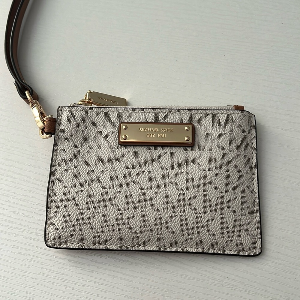 Michael Kors Small Logo Coin Wristlet